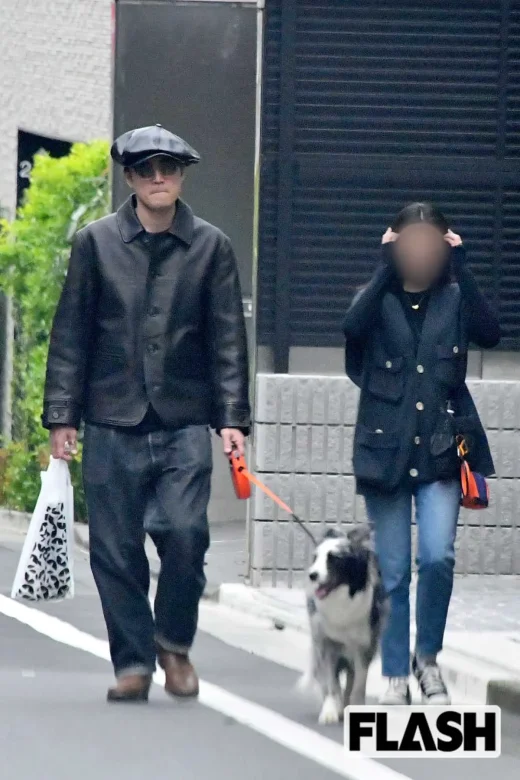 間宮祥太朗さんが大好きなタイプのシンプルコーデの彼女さんの画像