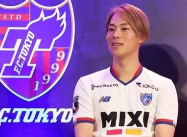 篠崎彩奈の彼氏は渡邊凌磨の経歴